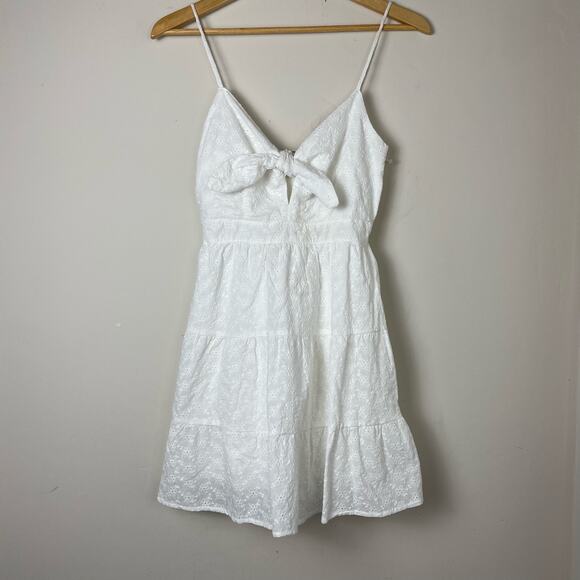 LOST & WANDER Day Trip 100% Organic Cotton White Eyelet Mini Dress Size XS - Picture 2 of 10